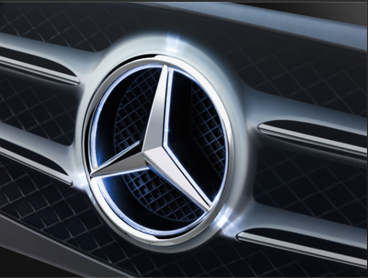 Steaua cu trei brațe a firmei Mercedes a împlinit 100 de ani!