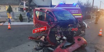 MAŞINĂ FĂCUTĂ PRAF LA GÂRDANI