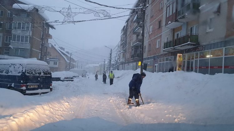 CÂND SCHIMBĂM ANVELOPELE ȘI CUM LE ALEGEM PE CELE CONFORME? DENIS COVACI, CREATORUL RADARE MARAMUREȘ, VINE CU PRECIZĂRI