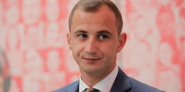 Alfred Simonis, despre culisele angajamentului PSD-PNL: „Tot ce ne desparte trebuie lăsat urgent în urmă”