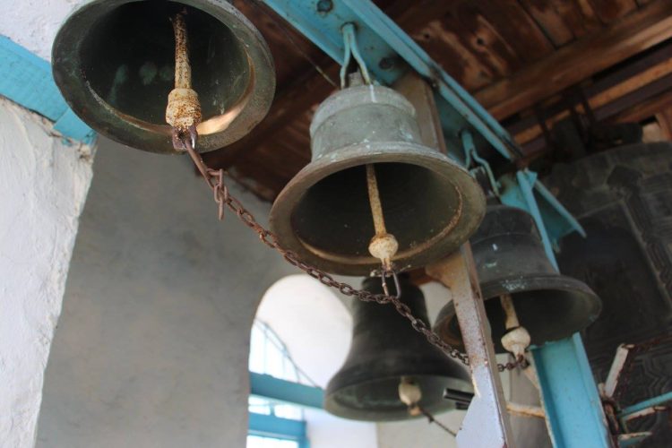 Ziua Națională a României. Slujba de Tedeum şi clopote trase în memoria eroilor români