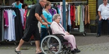 INS: Sărăcia în România este foarte profundă
