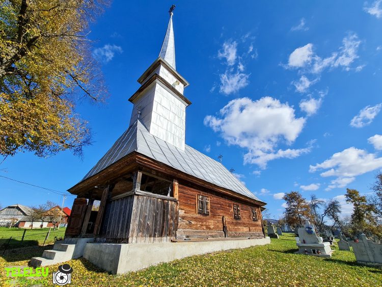 În 8 noiembrie are loc hramul bisericii de lemn din Jugăstreni – Vima Mică