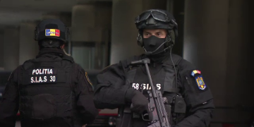 Infractor, în timp ce era culcat de mascați: ”Băi, chem poliția!” – video