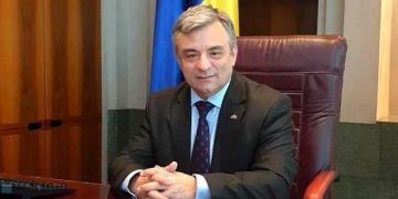 Descindere la PNL Argeș. Parcă politicienii sunt într-o competiție și PNL-iștii nu mai au mult și îi depășesc pe sociali-democrați