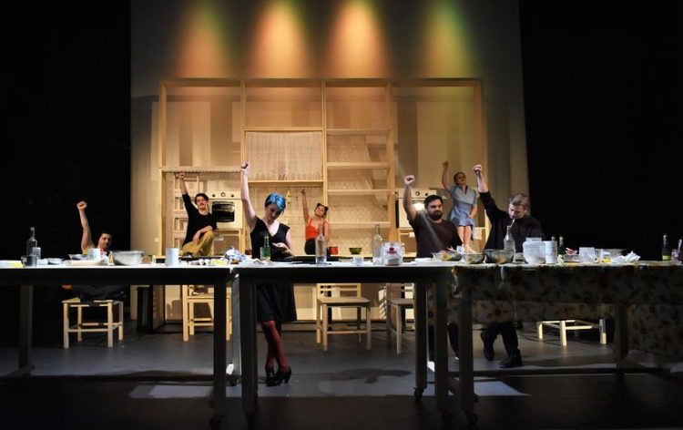 Povești din bucătărie, la Teatrul Municipal