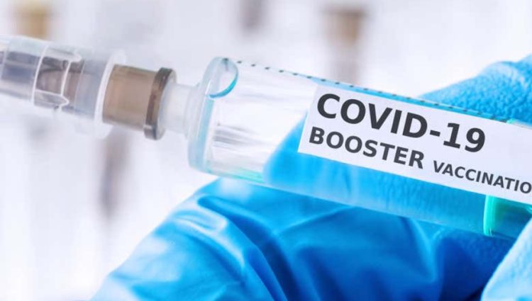 Doza a treia (boosterul) crește de peste 10 ori numărul de anticorpi, la 6 luni de la rapel