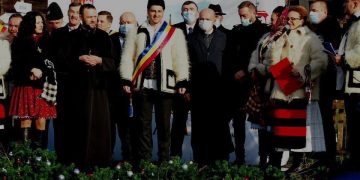 „Crăciunul în Maramureş” a ajuns la a 13-a ediţie. Sute de oameni au venit să simtă emoţia sărbătorilor, în Baia Mare