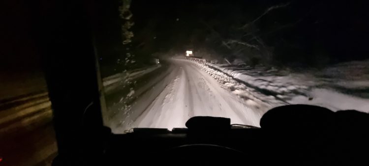 Trafic în condiții de iarnă în județ. Ionel Bogdan iar a fost luat prin surprindere. FOTO