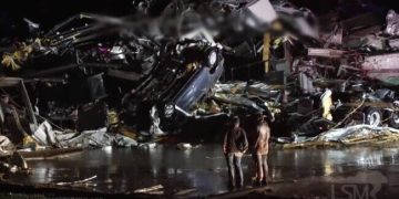 Până la 100 de morți în urma tornadelor din SUA. O fabrică s-a prăbușit peste cei 110 muncitori