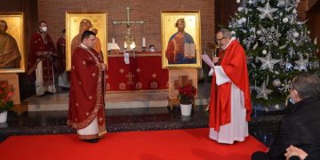 Părintele Mihai Marina, originar din Maramureș, este noul paroh al credincioșilor greco-catolici români din Franța