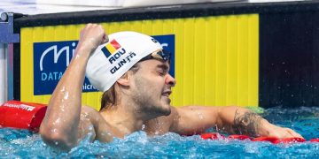 Robert Glinţă, în finala probei de 100 m spate