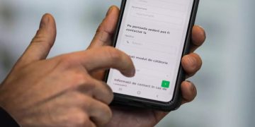 Formularul de localizare a pasagerilor, obligatoriu de la miezul nopții. Se poate completa doar online, iar amenzile sunt uriaşe