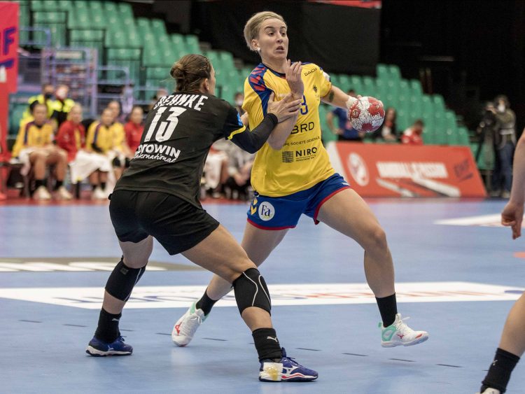 HANDBAL: Cristina LASLO, jucătoarea Minaurului, despre meciul dramatic cu Olanda