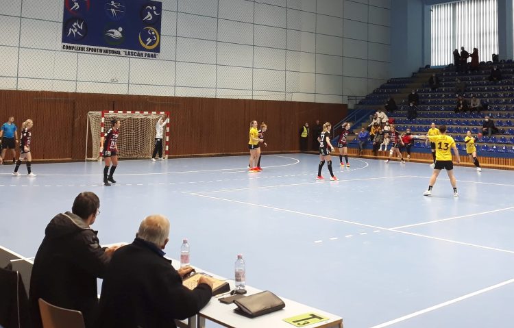 Handbal feminin. CS Minaur a câștigat ambele partide ale triunghiularului de la Polivalenta din Baia Mare