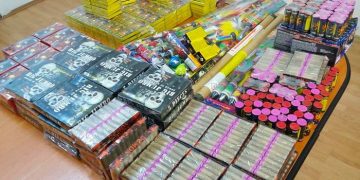 Sute de kilograme de articole pirotehnice au fost confiscate din Borșa