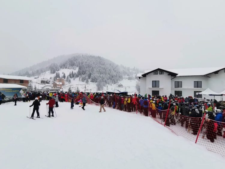 Aglomerație în Maramureș: Peste 4 mii de turiști în Borșa