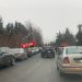Trafic blocat în Cavnic. Turiștii au luat cu năvală pârtiile de schi