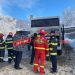 Autocar în flăcări în Cavnic. Transporta 40 de persoane, din care 25 de copii
