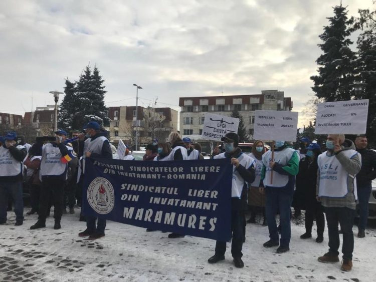 Proteste în şcoli. Membrii Sindicatului Liber din Învățământ Maramureş intră în grevă de avertisment