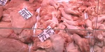 Pui cu Salmonella într-o rețea de hipermarketuri