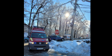 Nu e sâmbătă fără accidente în județ. Autoturism ieșit în decor la Baia Sprie