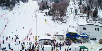 Borșa, ocupată 100% de turiști. Nu mai este niciun loc liber! – FOTO