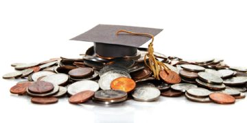 Bursele de merit pentru elevi se vor acorda în 2022 pe baza mediilor din anul școlar trecut