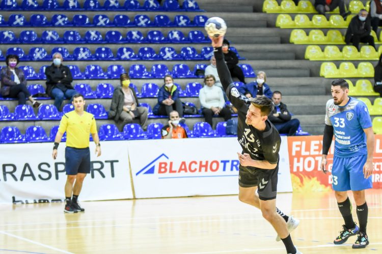 Handbal. Liga Zimbrilor. CS Minaur Baia Mare rămâne în zona fruntașă. A învins CSM Alexandria cu 30-27