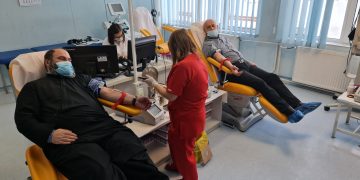 Campanie de informare a preoților din cadrul Episcopiei Maramureșului și Sătmarului cu privire la donarea de sânge