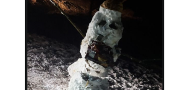 Maramureșenii au avut poarte de o noapte magică. Autoritățile au fost luate din nou prin surprindere