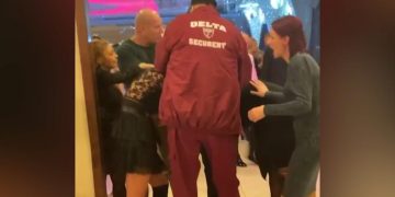 Două femei din Vișeu de Sus și-au împărțit pumni și picioare la petrecere de Revelion. VIDEO