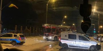 Panică aseară în Baia Mare. Oamenii au sunat la 112 crezând că a luat foc Catedrala Episcopală  ”Sfânta Treime”