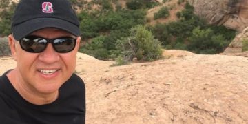 Ioan Dunca, ortopedul maramureșean stabilit în Belgia, care face naveta între Bruxelles și București pentru a schimba destine