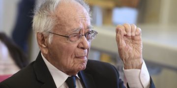 Mihai Șora: „Când plagiază, impostorul nu fură doar cuvintele și ideile altcuiva, ci și pâinea de la gura ta”