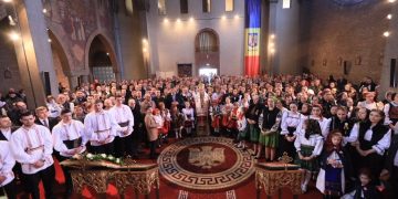 Delegație Eparhială din Maramureş, în vizită la Parohia Ortodoxă „Sfinții Trei Ierarhi” din Paris