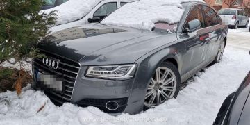Audi A8, în valoare de 33.000 de euro, semnalat furat din Cehia, descoperit la Sighetu Marmaţiei