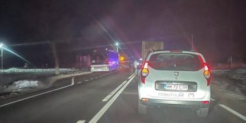 Accident în zona Stejarul. O victimă este încarcerată