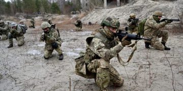 Șeful diplomației de la Kiev: Ucraina este acum pregătită şi mai bine pentru orice scenarii