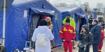 Hrană caldă şi donaţii pentru ucrainienii din Vama Petea