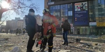 Clădire rezidențială din Kiev, lovită de rachete