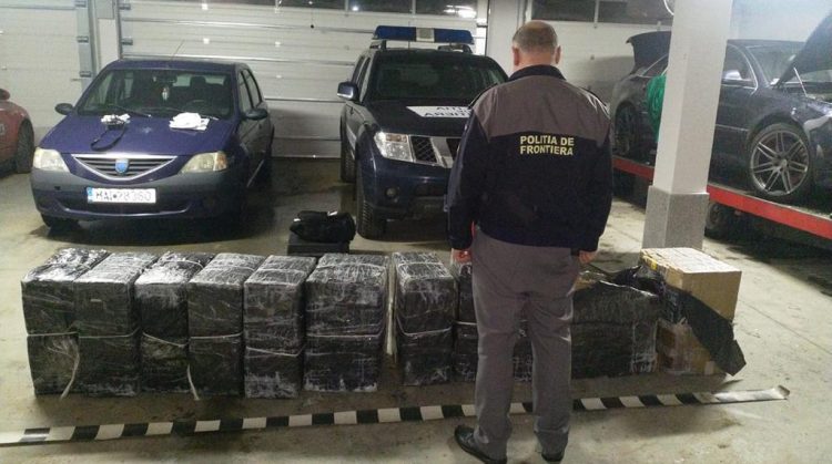 Urmăriri în trafic și aproximativ 9.000 pachete cu țigări de contrabandă confiscate la frontiera de nord