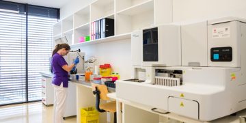 Primul laborator de hemostază din nord-vestul României funcționează la UMF „Iuliu Hațieganu” din Cluj-Napoca