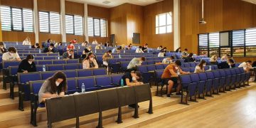 Cursuri de pregătire și examen de simulare a admiterii la UMF “Iuliu Hațieganu”