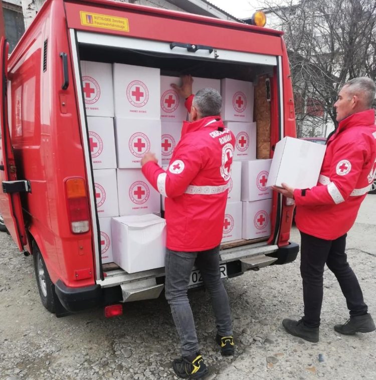 Rompetrol se alătură inițiativei Crucii Roşii Române şi donează carburant pentru a sprijini voluntarii în campania „Umanitatea nu are graniţe”