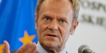 Guvernele statelor UE care au blocat sancțiunile dure împotriva Rusiei s-au făcut de rușine, spune Tusk