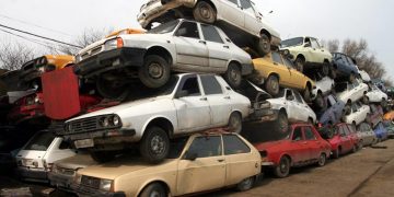 Modificări la Rabla Clasic și Rabla Plus în 2022. Românii care vor o mașină nouă pot duce la casat două rable