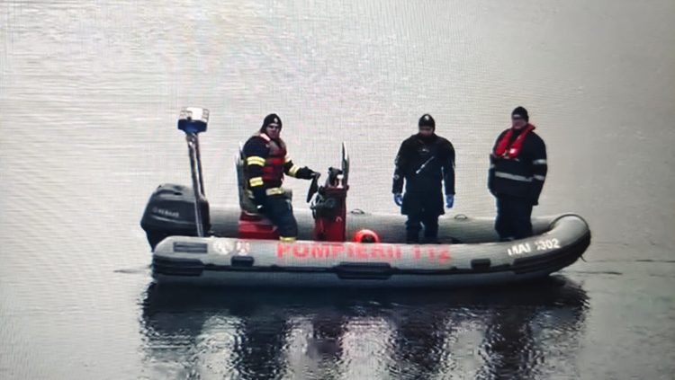 Un bărbat din Ruscova şi amicul său au murit înecaţi după ce au plonjat cu maşina în barajul Someşul Cald