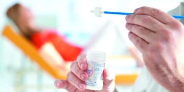 Caravana mobilă pentru screeningul cancerului de col uterin ajunge în Borşa