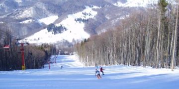 Mini Cupa României la schi alpin, în weekend, la Şuior